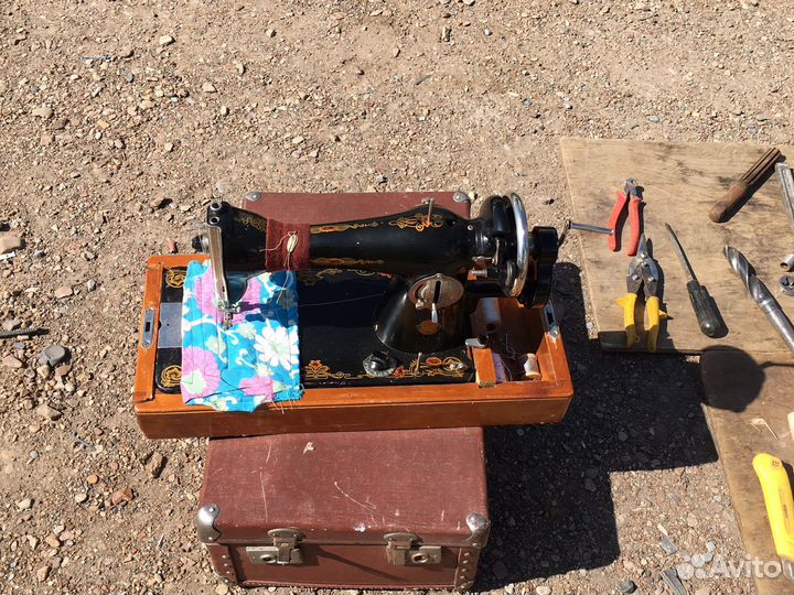 Швейная машина подольск ручная СССР