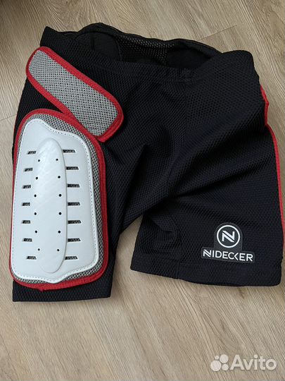 Защитные шорты Nidecker