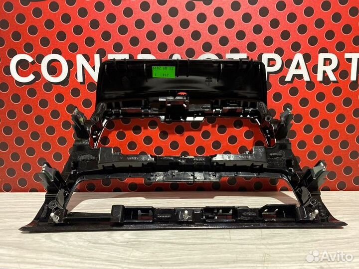 Накладка декоративная на торпедо Bmw X1 F48 B38