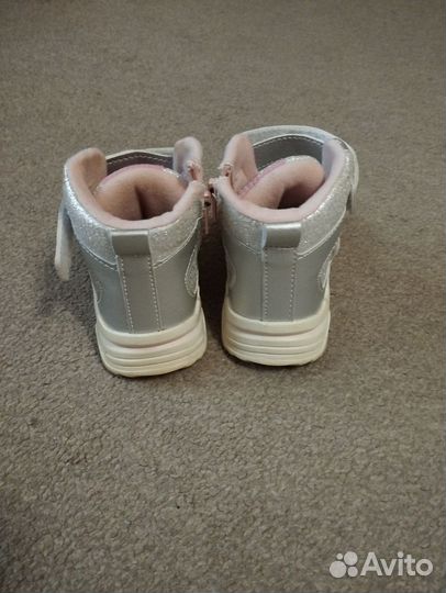 Ботинки демисезонные для девочки р. 23