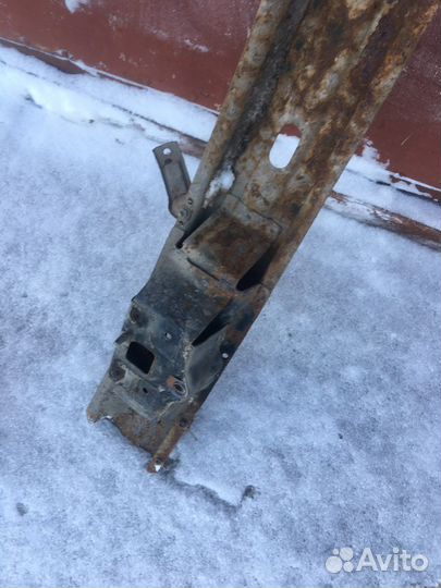 Усилитель заднего бампера Hyundai Accent