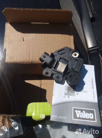 Реле регулятор генератора valeo