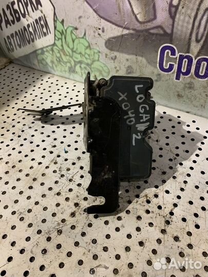 Блок управления ABS Renault Logan