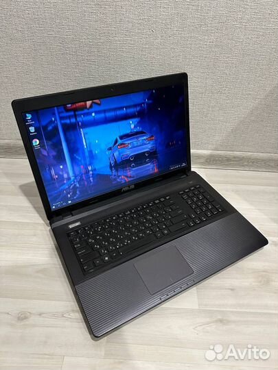 Большой Мощный Ноутбук экран 18.4