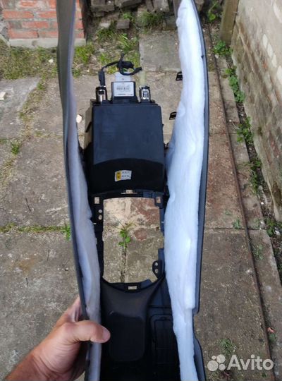 Центральная консоль для hyundai solaris