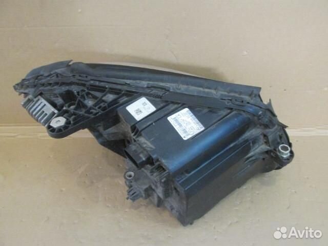 Фара левая Mercedes-Benz C-Class