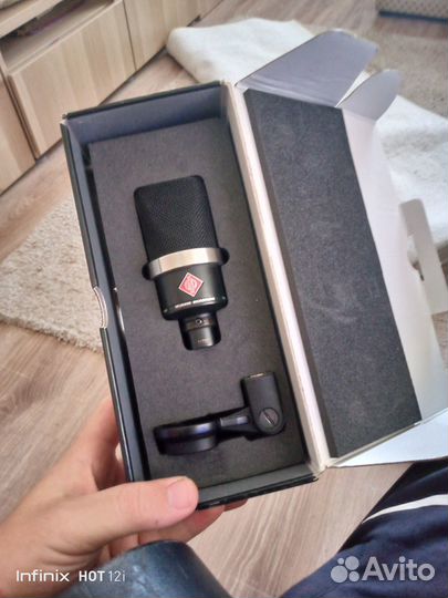 Студийный микрофон Neumann Tlm 102