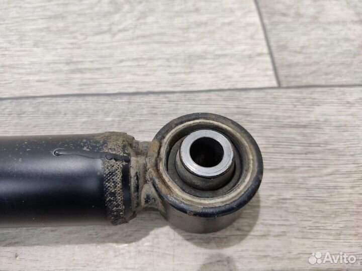 Амортизатор задний Transporter Транспортер