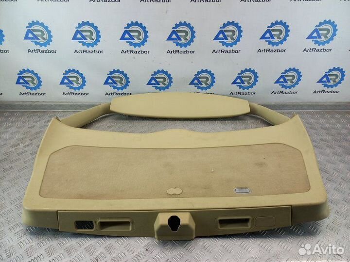 Обшивка крышки багажника Mercedes-Benz M-Класс