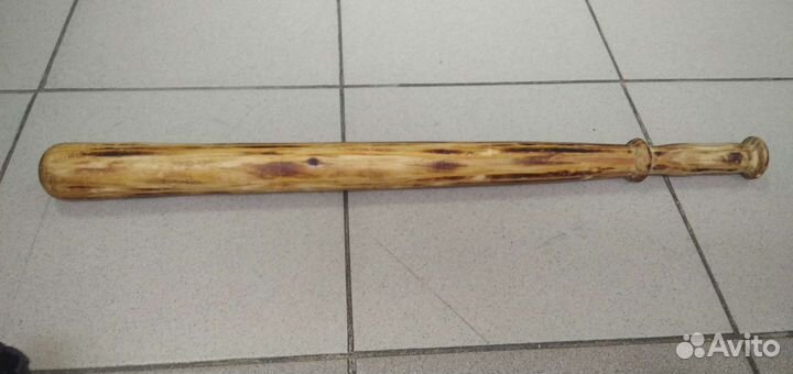 Бейсбольная бита