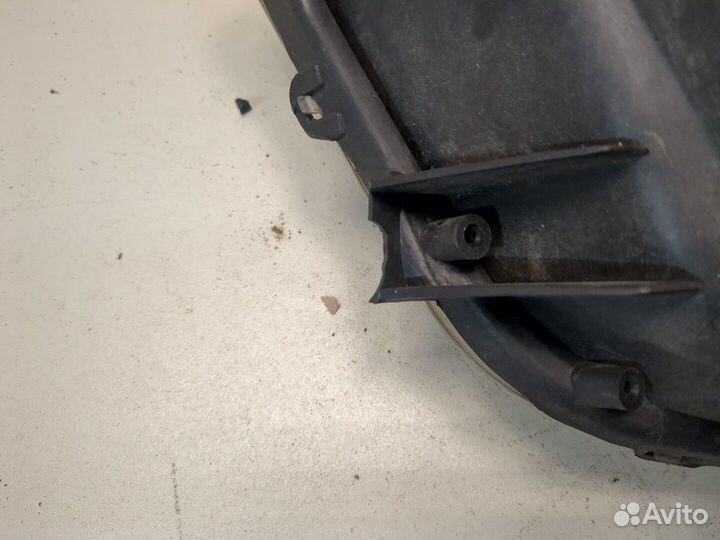 Фара (передняя) Toyota Highlander 1, 2003