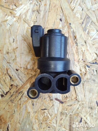 Клапан холостого хода Hyundai Getz 1