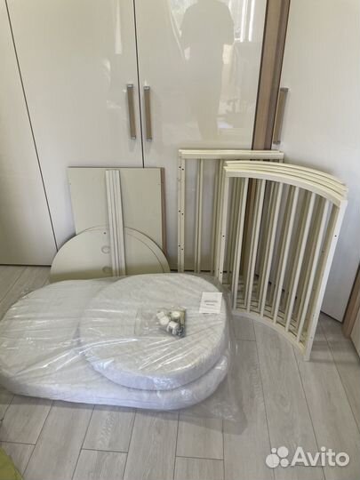 Кроватка трансформер+два матраса