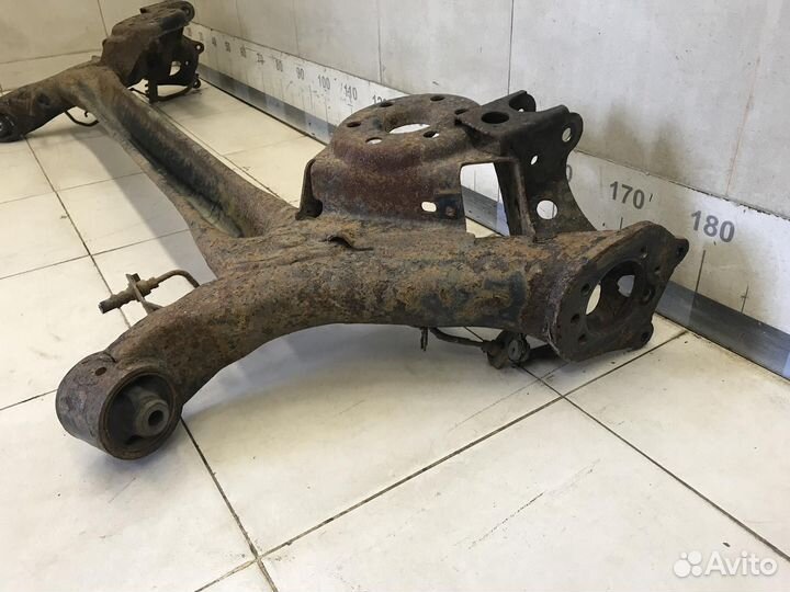 Балка задняя Corolla E15 2006-2013