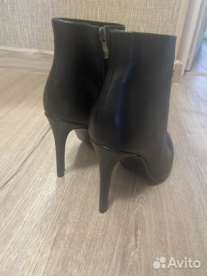 Ботильоны женские 36