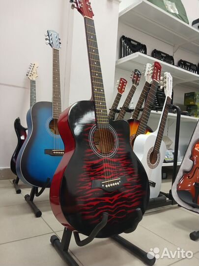 Акустическая гитара belucci