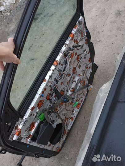 Дверь volvo s60