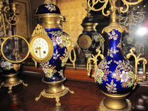 Часы каминные с вазами. Франция.19 век.Фарфор