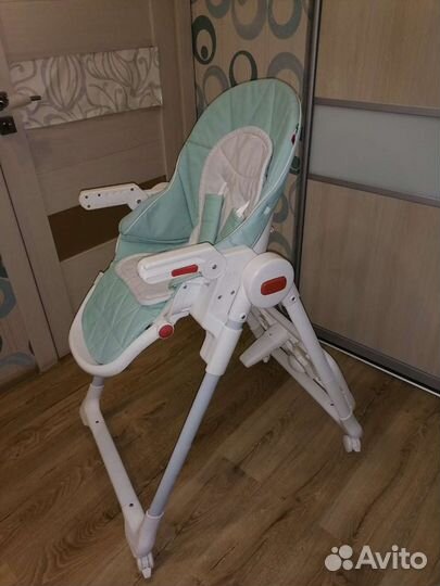 Детский стульчик для кормления