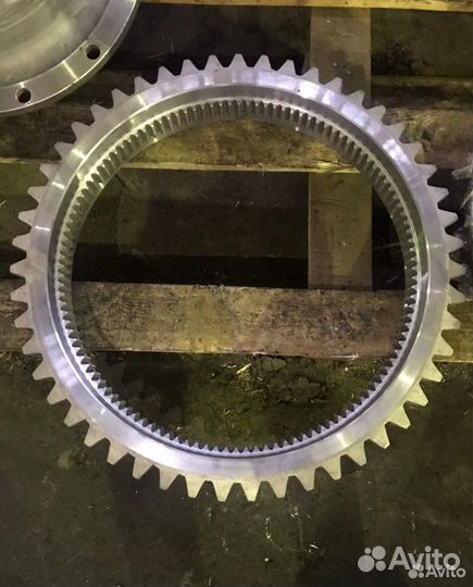 Шестерня бортового редуктора чтз