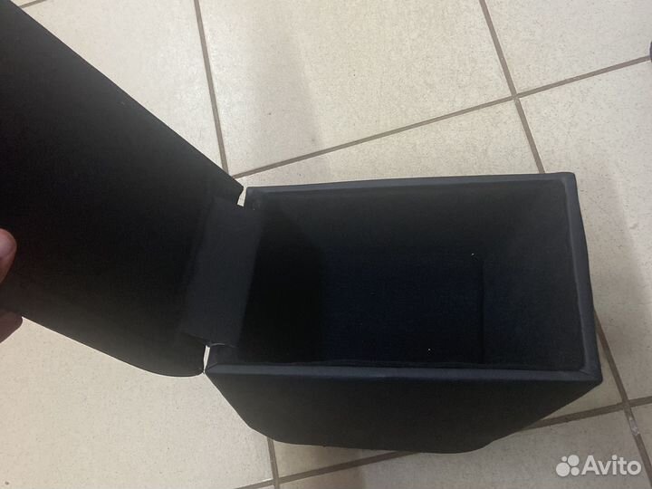 Подлокотник