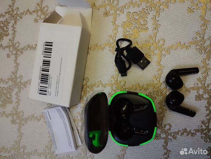 Беспроводные наушники