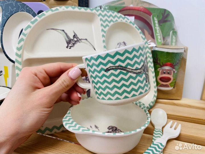 Набор детской посуды из бамбука Динозавры