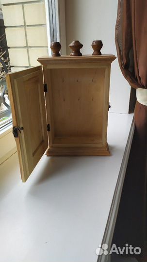 Ключница,ручной работы +доска разделочная