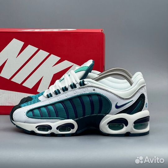 Кроссовки Nike Air Max Tailwind 4