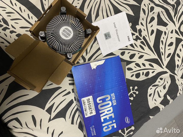 Коробка от i5 10400f