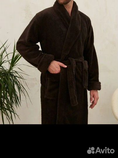 Мужской махровый халат 52