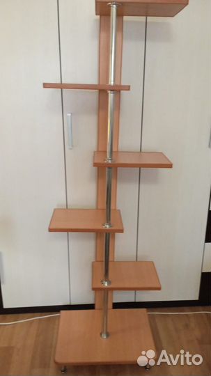 Подставка для цветов напольная