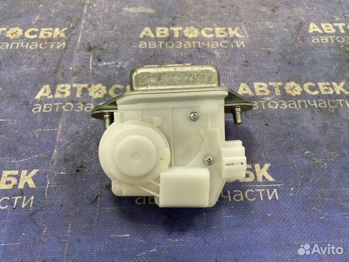 Замок двери багажника Honda Fit GE6 L13A 2011-2013