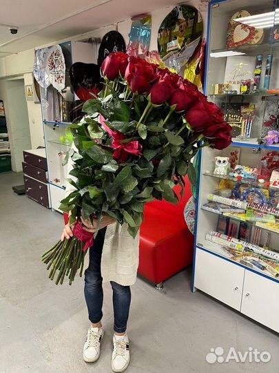 Розы 51 штука 1 метр