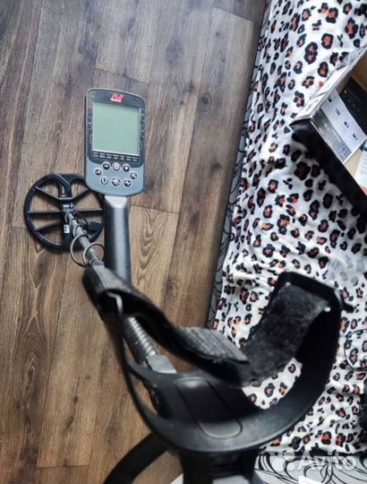 Металлоискатель Minelab Equinox 900