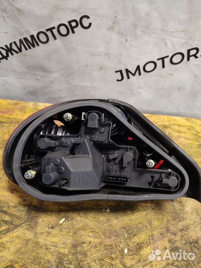 Задний правый фонарь Jaguar X-type Ягуар X-type