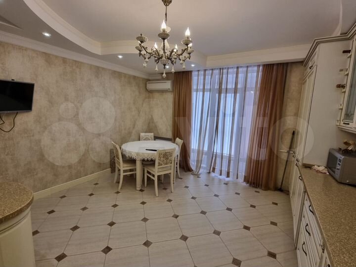 3-к. квартира, 120,9 м², 5/9 эт.