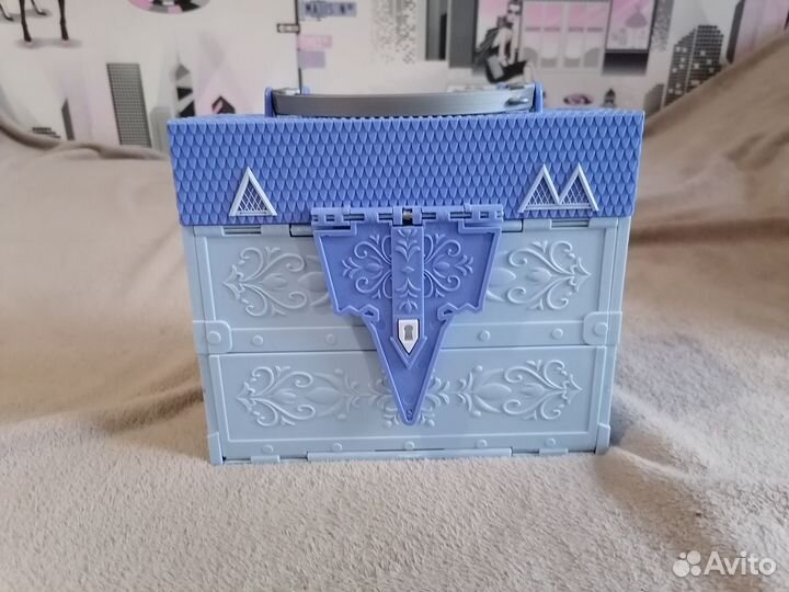 Замок Эльзы и Анны (Холодное сердце)