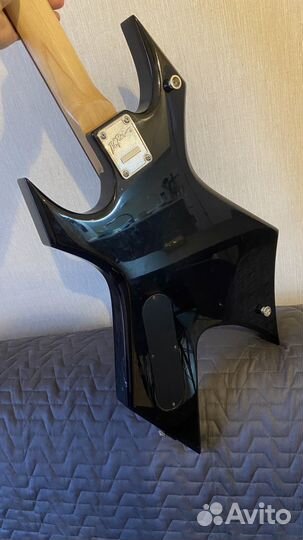 Электрогитара B. C. Rich Warlock