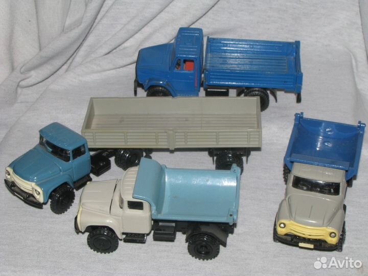Модели грузовиков ЗИЛ газ СССР в масштабе 1:43