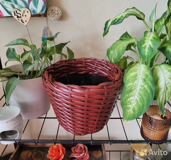 Кашпо из искусственного ротанга на 4 л