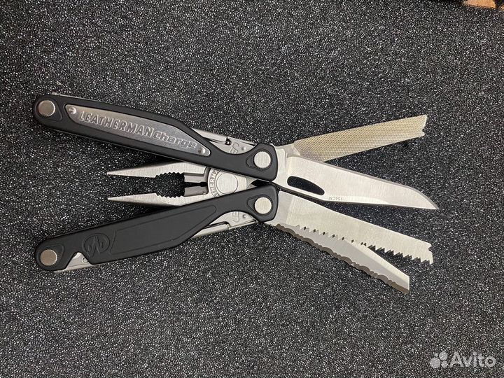 Leatherman charge