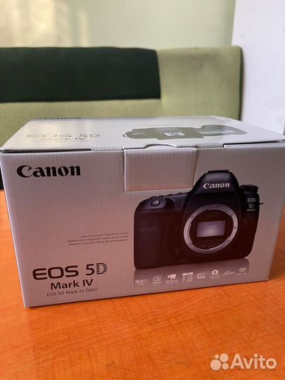 Фотоаппарат Canon EOS 5D Mark IV Body