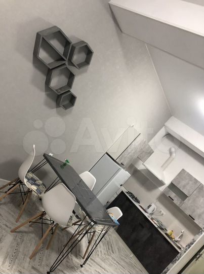 2-к. квартира, 68 м², 2/5 эт.