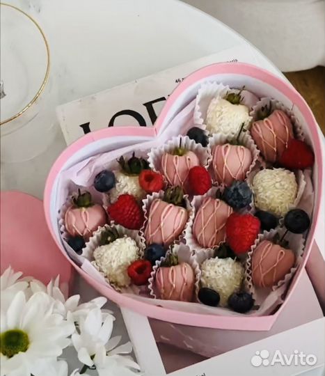 Клубника в шоколаде подарки