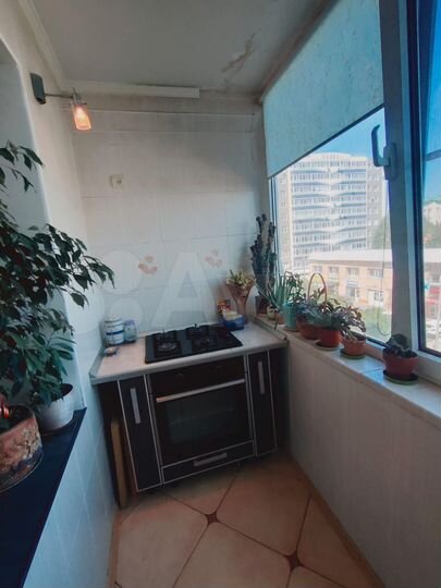 3-к. квартира, 74 м², 4/10 эт.