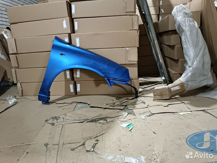 Крыло калина правое цвет ярко синий (слива)