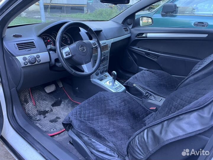 Opel Astra GTC 1.6 AMT, 2010, 150 000 км