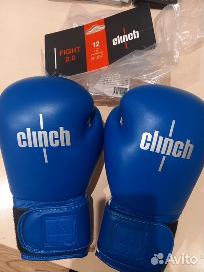 Боксерские перчатки clinch