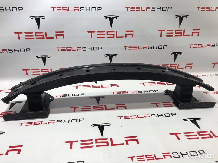 Усилитель переднего бампера Tesla Model X 2016